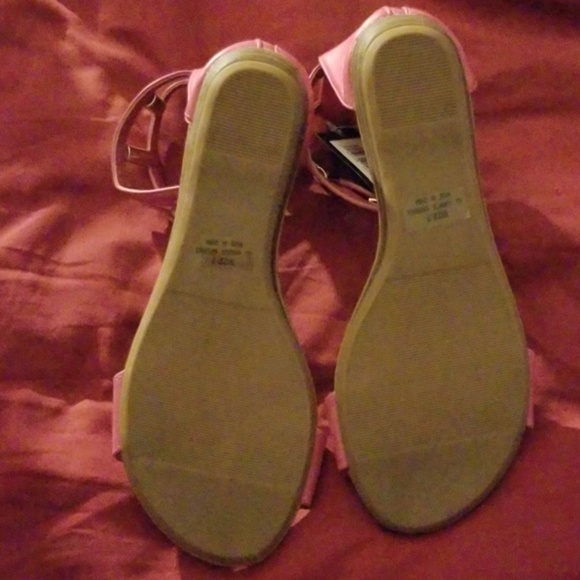 NWT FUSCHIA/HOT PINK ANKLE STRAP SANDALS SZ. 7 - Picture 4 of 4